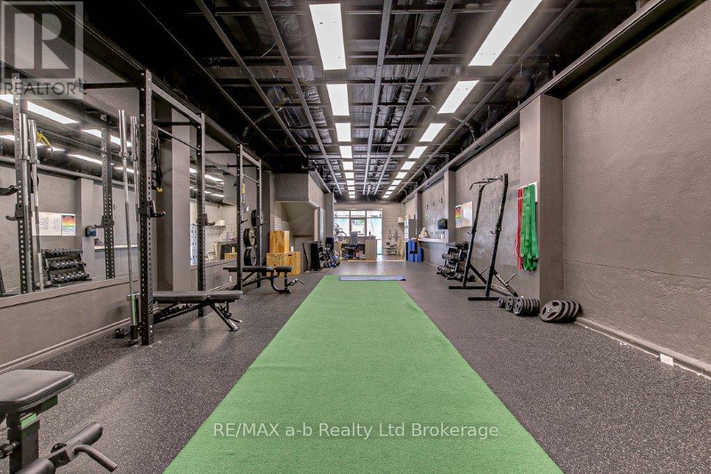 473 Dundas Street, Woodstock, Ontario N4S 1C2 - Photo 7 - X12508710