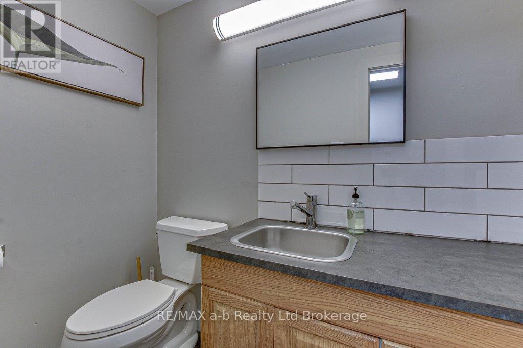 473 Dundas Street, Woodstock, Ontario N4S 1C2 - Photo 8 - X12508710