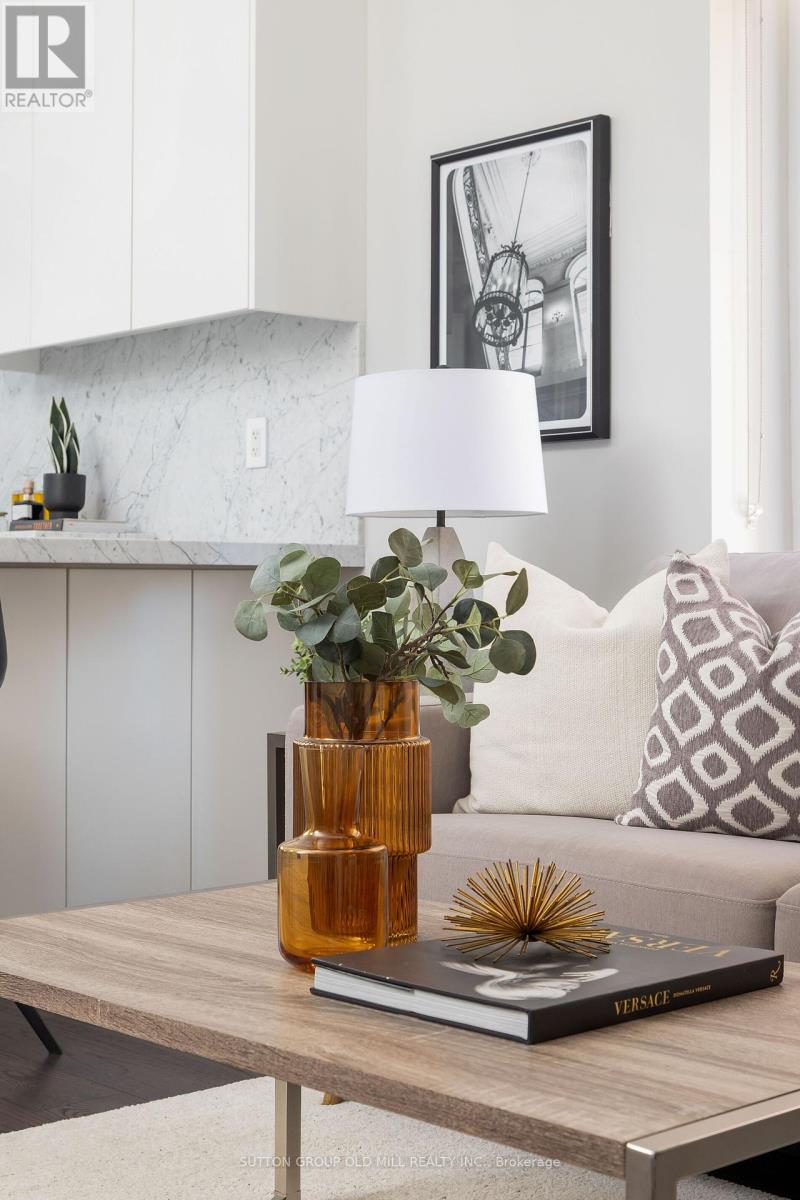 69 Peterborough Avenue, Toronto, Ontario  M6H 2L2 - Photo 23 - W12463083