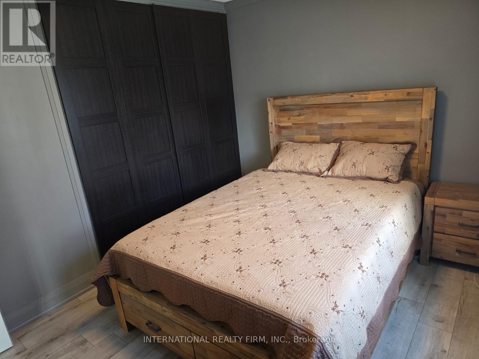 731 Knox Avenue, Hamilton, Ontario  L8H 6K7 - Photo 15 - X12506760