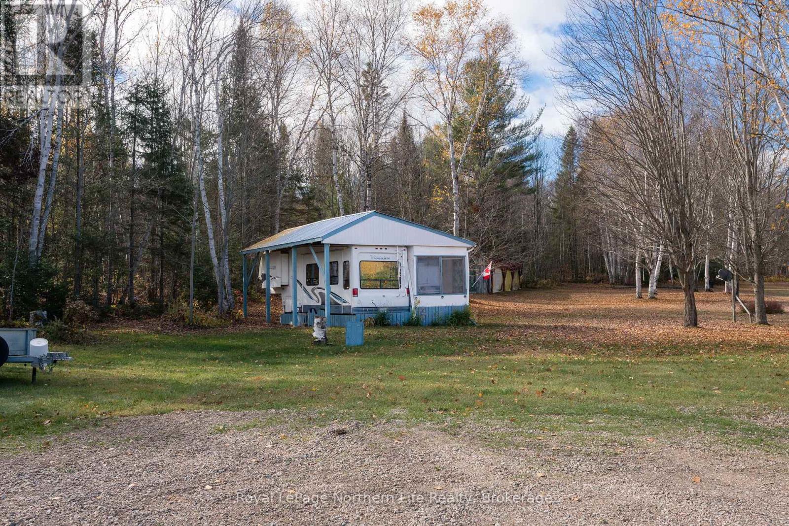 630 Murphy's Road, Mattawan, Ontario  P0H 1V0 - Photo 12 - X12508912