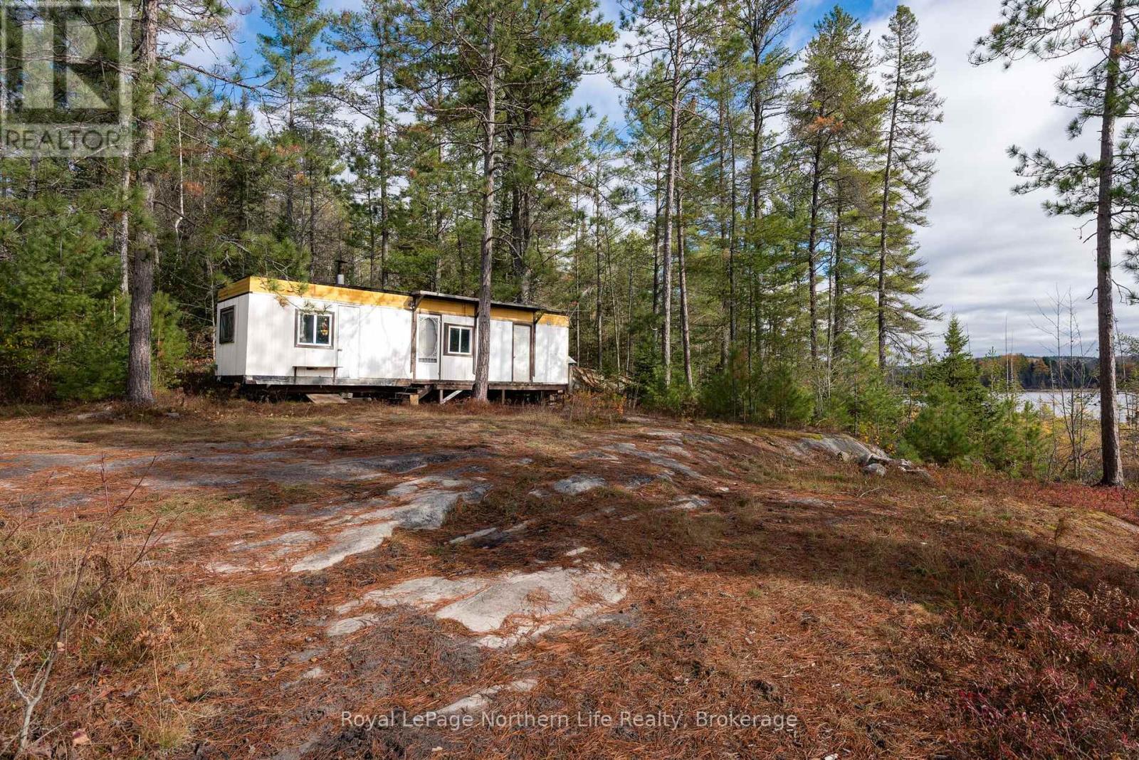 630 Murphy's Road, Mattawan, Ontario  P0H 1V0 - Photo 13 - X12508912