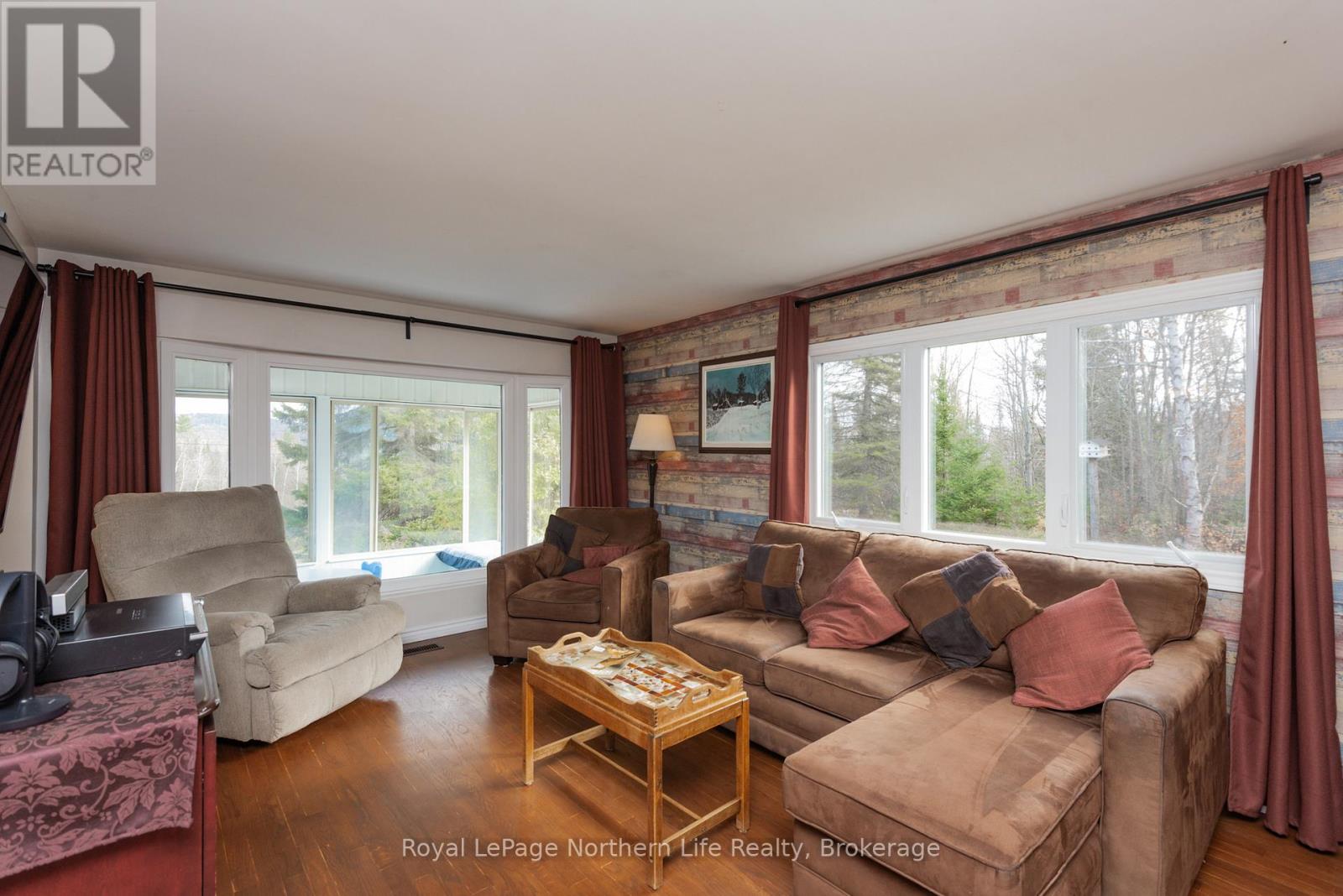 630 Murphy's Road, Mattawan, Ontario  P0H 1V0 - Photo 28 - X12508912