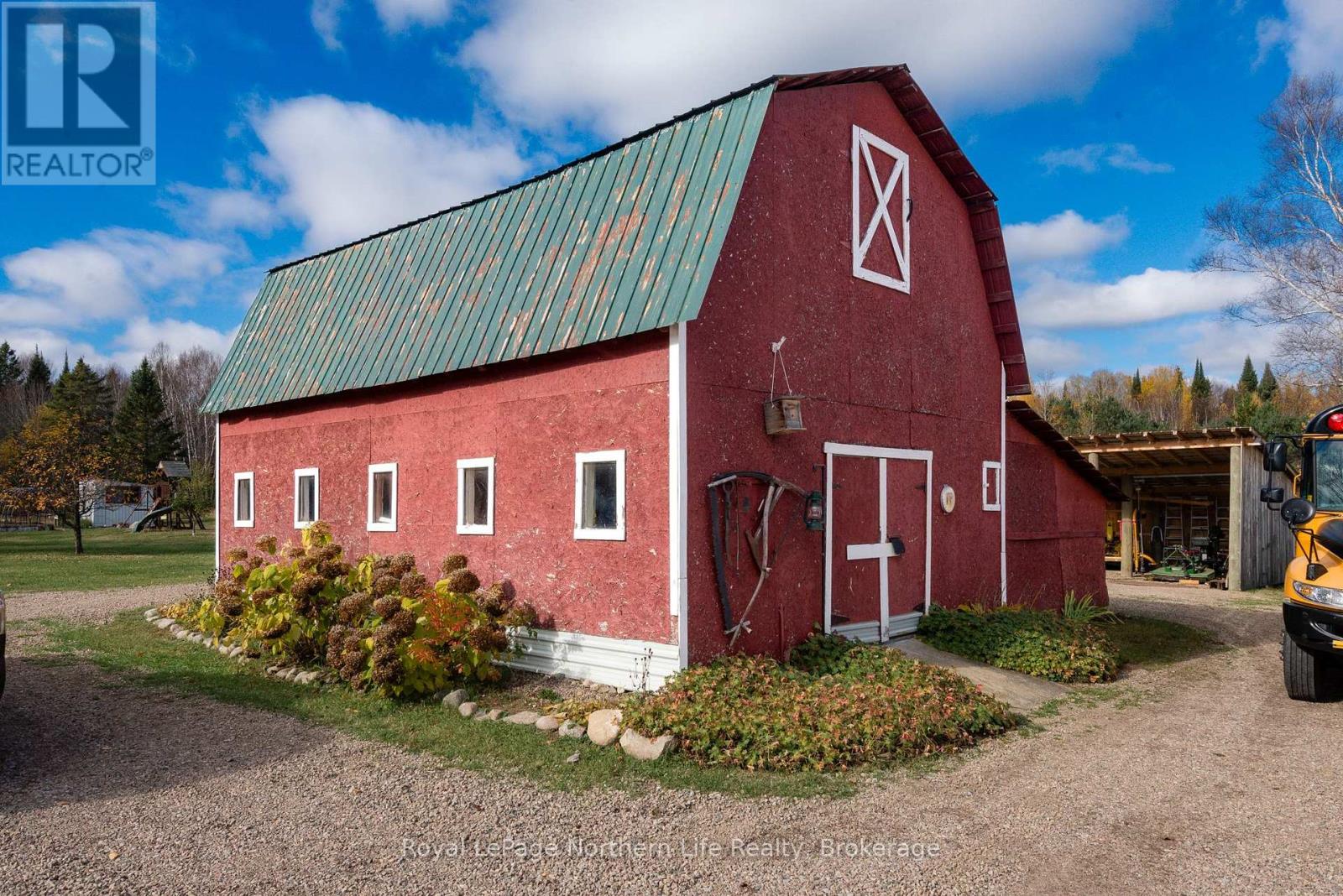 630 Murphy's Road, Mattawan, Ontario  P0H 1V0 - Photo 7 - X12508912