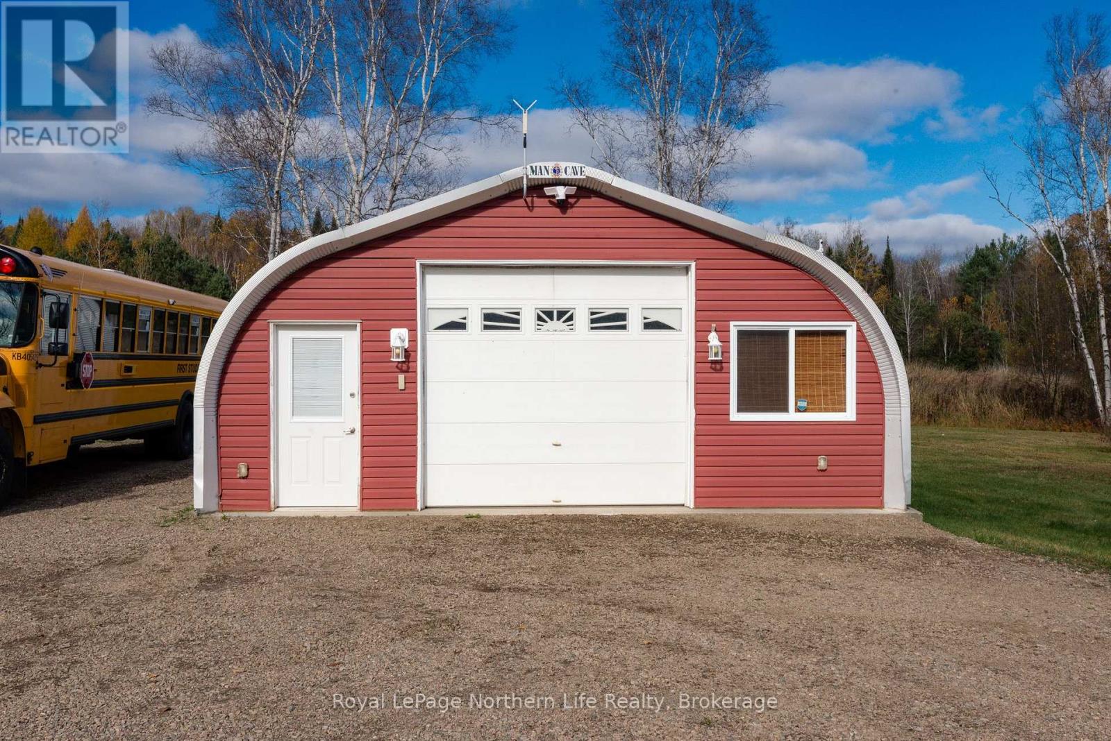 630 Murphy's Road, Mattawan, Ontario  P0H 1V0 - Photo 8 - X12508912