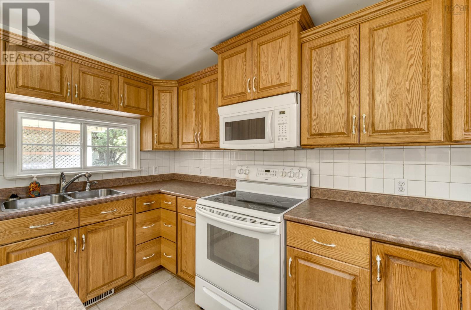 100 Commercial Street, Berwick, Nova Scotia  B0P 1E0 - Photo 18 - 202521780