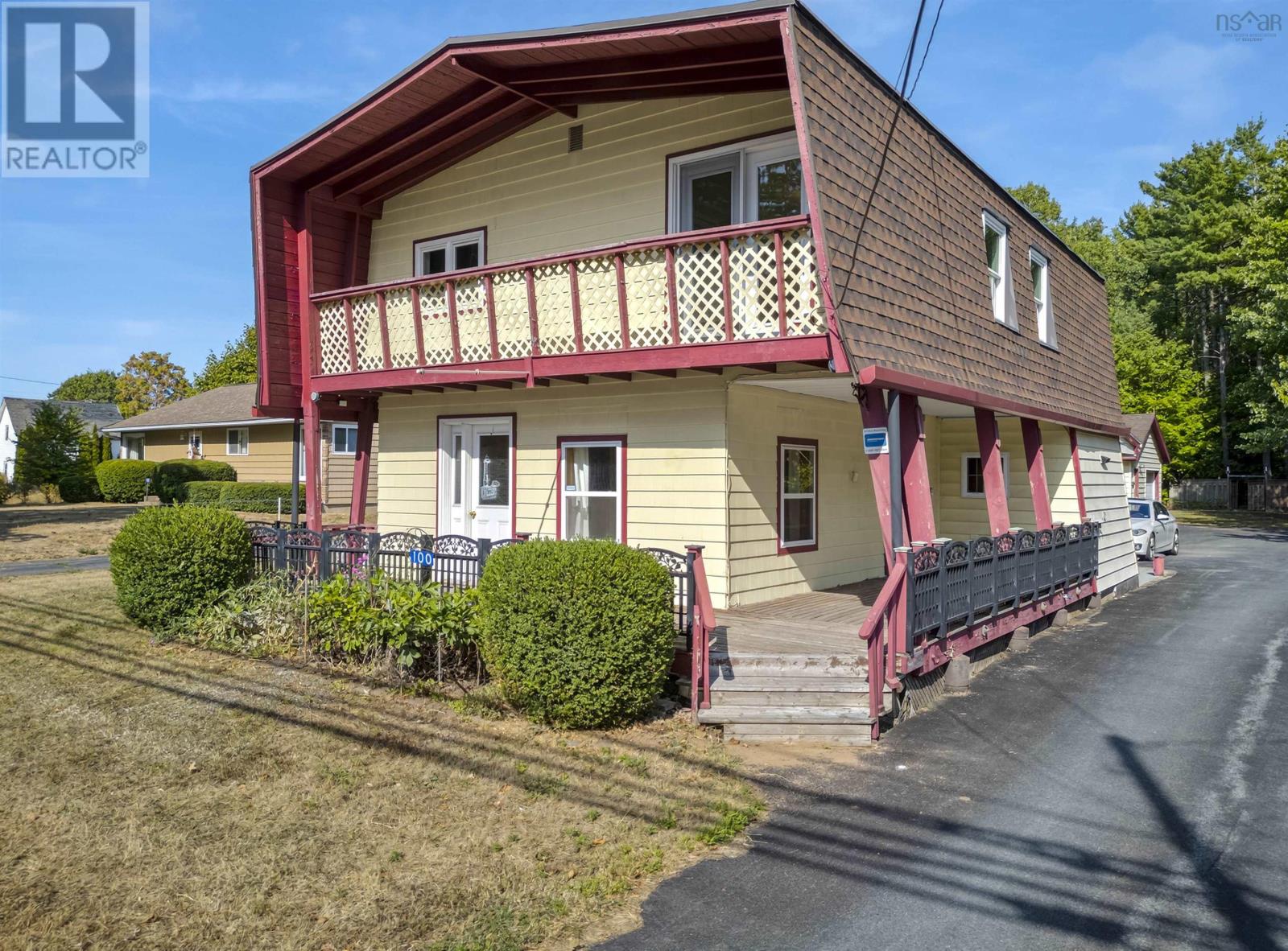 100 Commercial Street, Berwick, Nova Scotia  B0P 1E0 - Photo 1 - 202521780