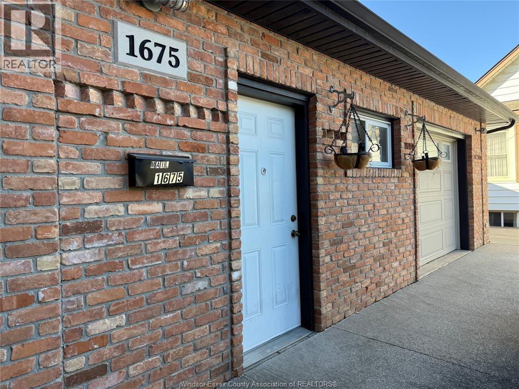 1675-1681 Drouillard, Windsor, Ontario N8Y 2S4 - Photo 2 - 25027978