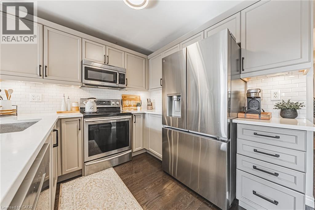 6 Atessa Drive Unit# 30, Hamilton, Ontario  L9B 0C6 - Photo 5 - 40785629