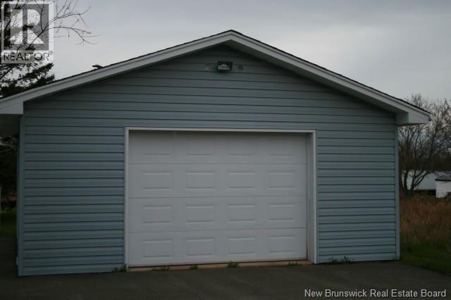 436 Greenwood Drive, Shediac, New Brunswick  E1E 4M7 - Photo 3 - NB125574