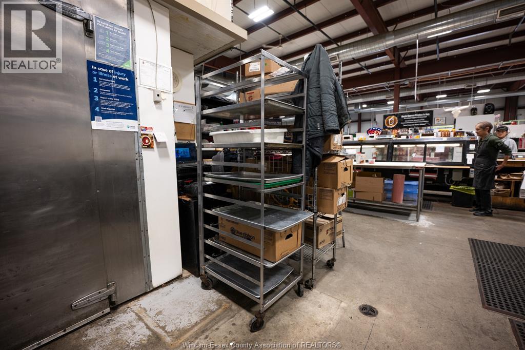 1030 Walker Rd, Windsor, Ontario N8Y 2N5 - Photo 14 - 25027993