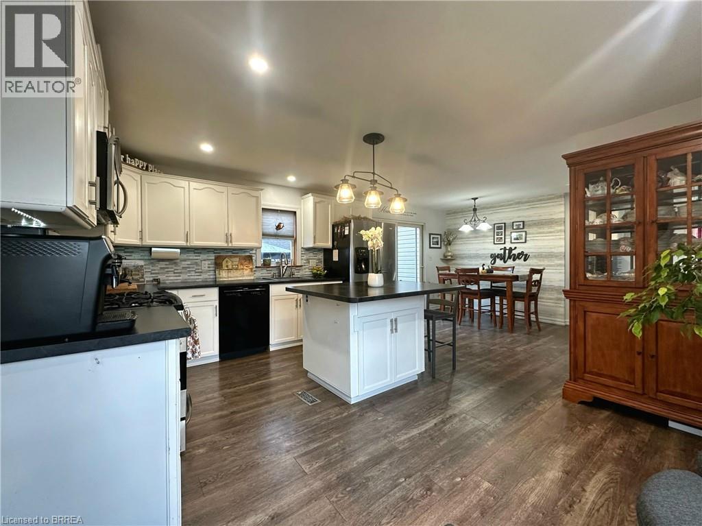 388 Mckellar Street, Strathroy, Ontario N7G 2Y5 - Photo 20 - 40751846