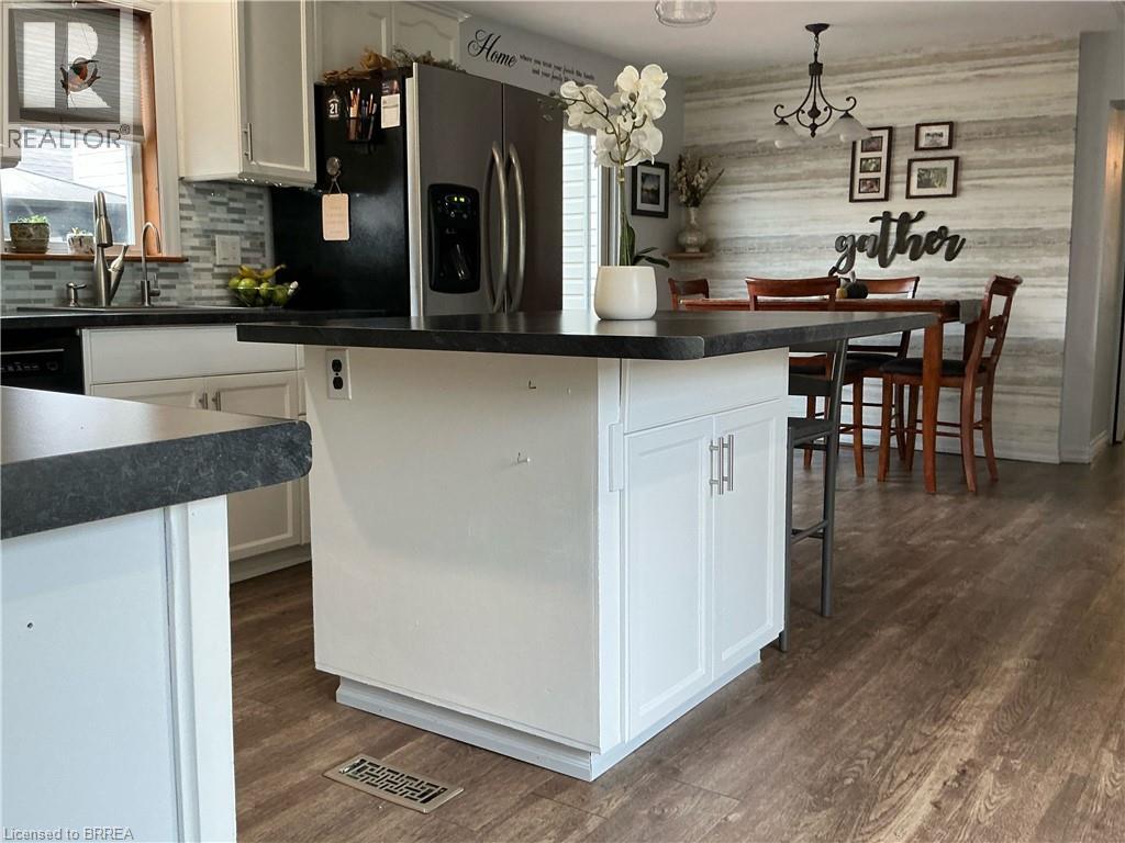 388 Mckellar Street, Strathroy, Ontario N7G 2Y5 - Photo 19 - 40751846