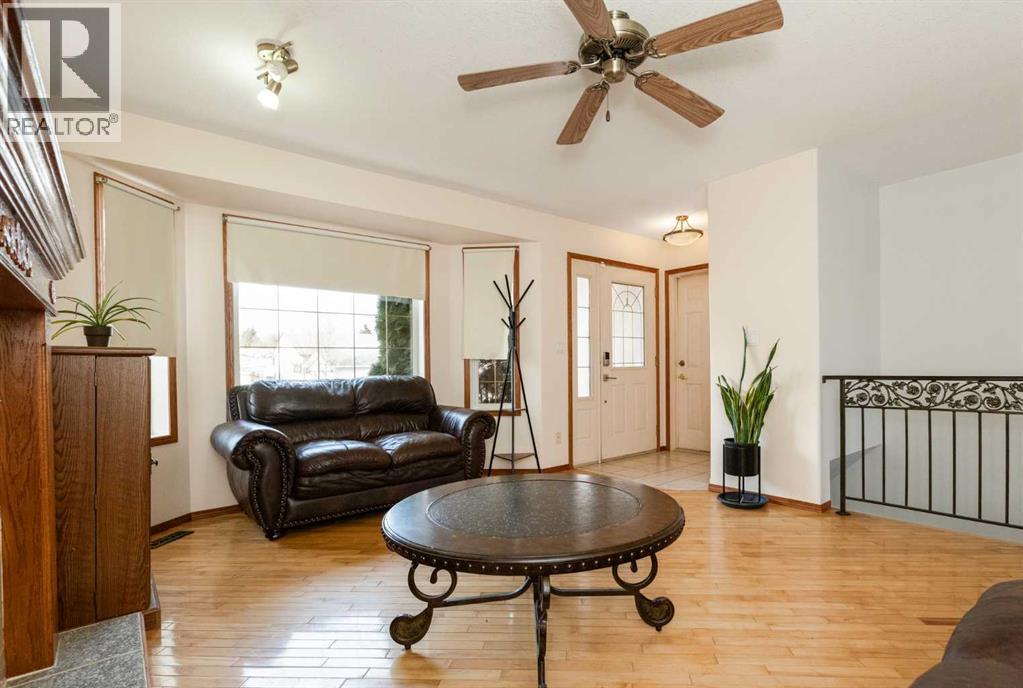 5109 45 Street, Rimbey, Alberta  T0C 2J0 - Photo 6 - A2267135