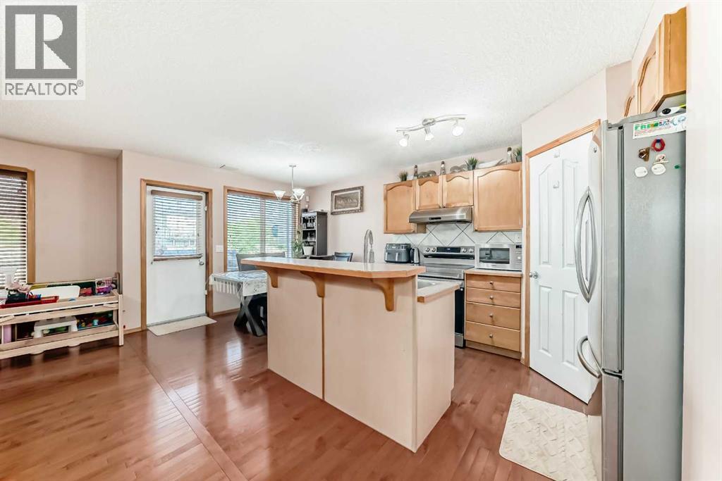 16062 Everstone Road Sw, Calgary, Alberta  T2Y 4J7 - Photo 7 - A2257664