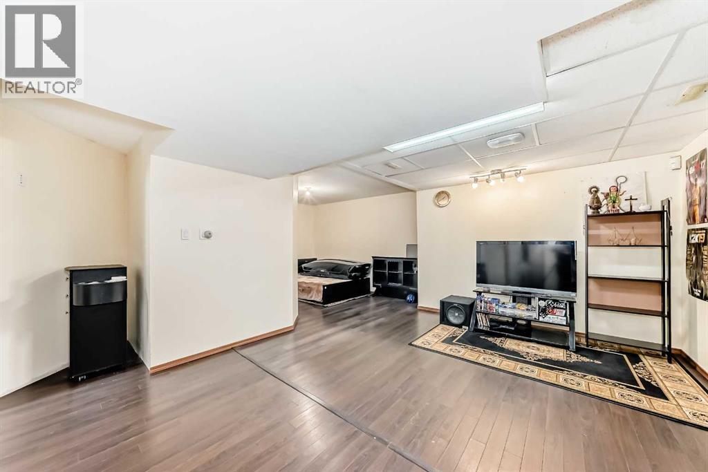 16062 Everstone Road Sw, Calgary, Alberta  T2Y 4J7 - Photo 24 - A2257664