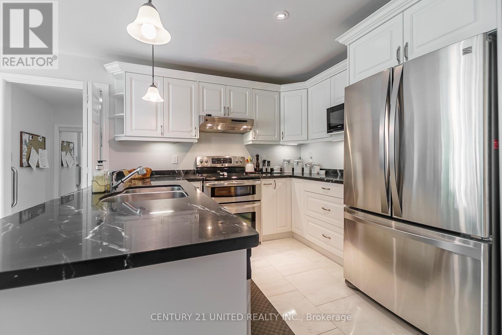 1656 Champlain Drive, Peterborough, Ontario K9L 1N6 - Photo 12 - X12508740