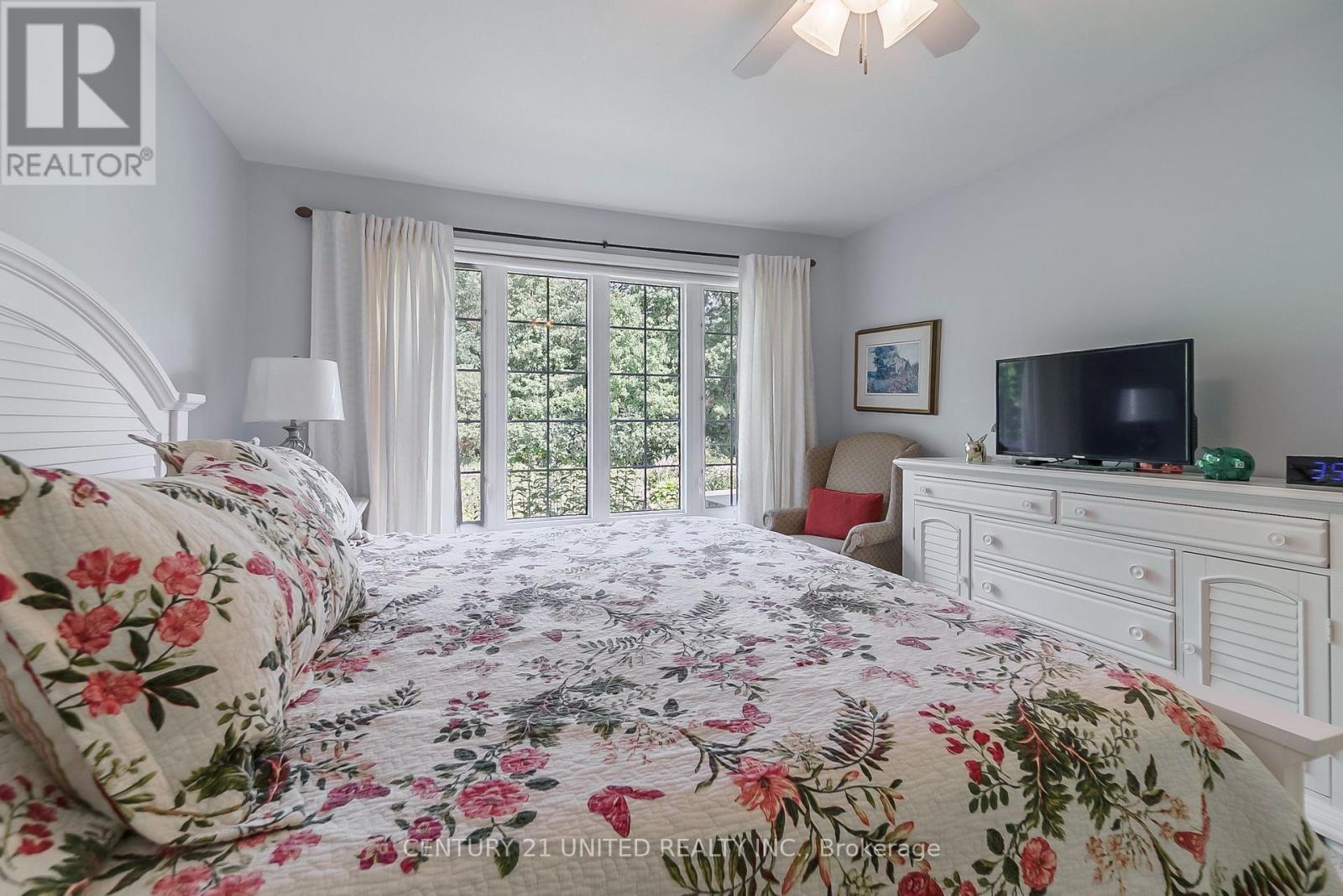 1656 Champlain Drive, Peterborough, Ontario K9L 1N6 - Photo 22 - X12508740