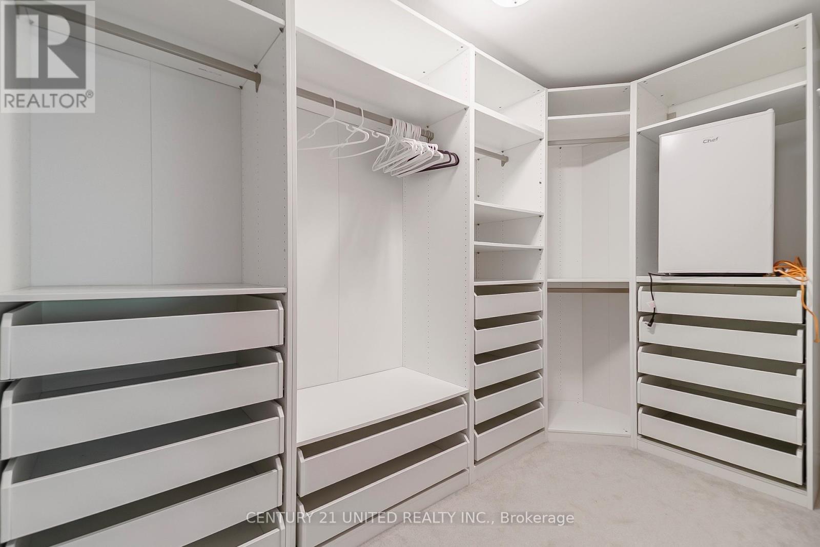 1656 Champlain Drive, Peterborough, Ontario K9L 1N6 - Photo 29 - X12508740