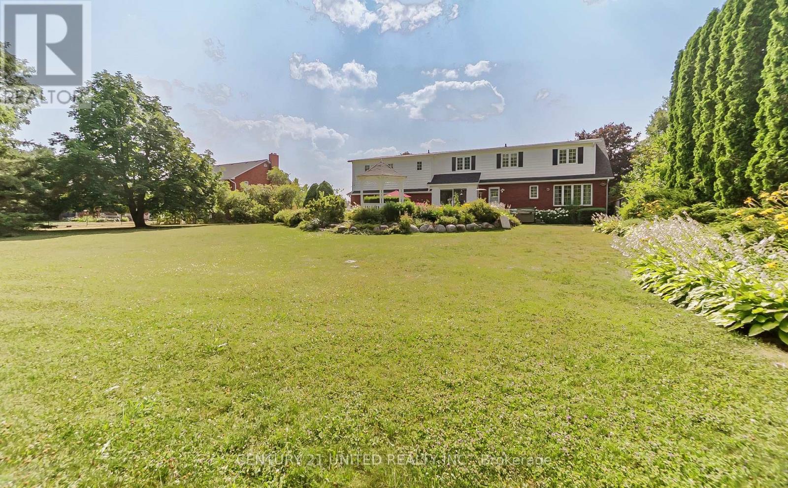 1656 Champlain Drive, Peterborough, Ontario K9L 1N6 - Photo 47 - X12508740