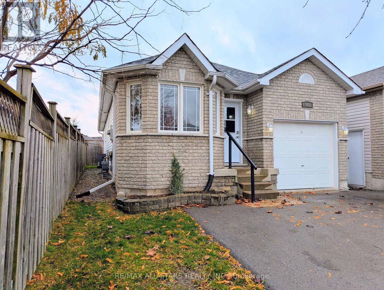507 Clancy Crescent, Peterborough (Otonabee Ward 1), Ontario  K9K 2S1 - Photo 2 - X12508790