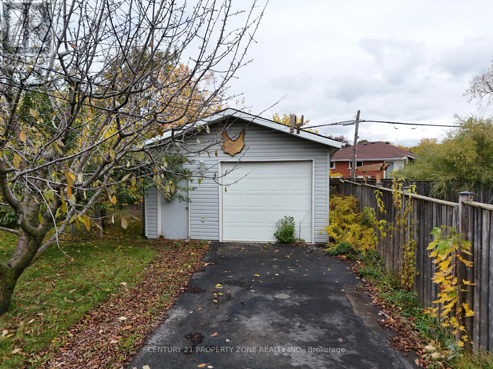 2123 SUNNYDALE DRIVE, Burlington, Ontario