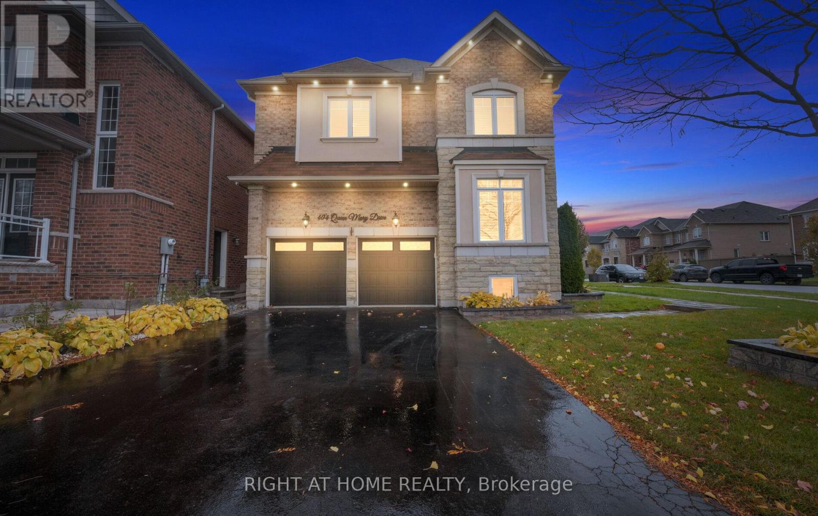 404 Queen Mary Drive, Brampton, Ontario  L7A 4K4 - Photo 3 - W12508524