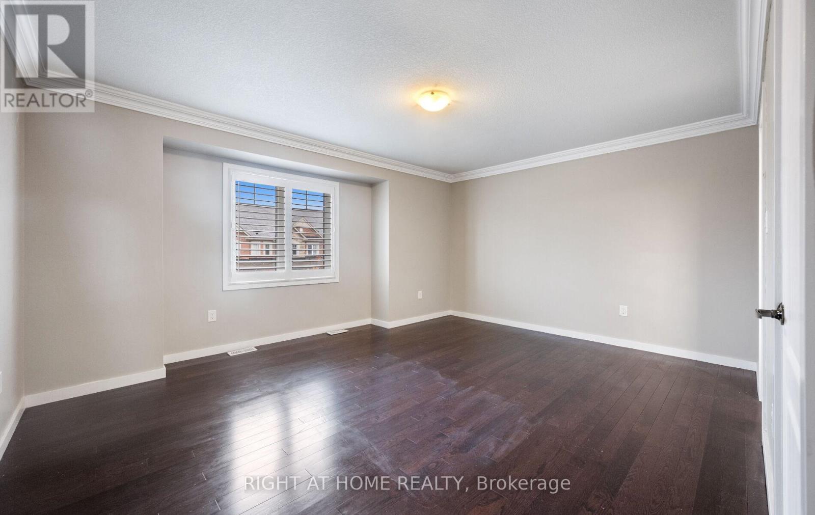 404 Queen Mary Drive, Brampton, Ontario  L7A 4K4 - Photo 31 - W12508524