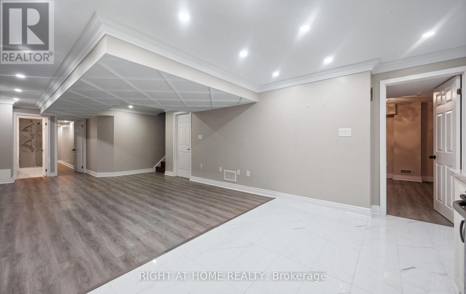 404 Queen Mary Drive, Brampton, Ontario  L7A 4K4 - Photo 41 - W12508524