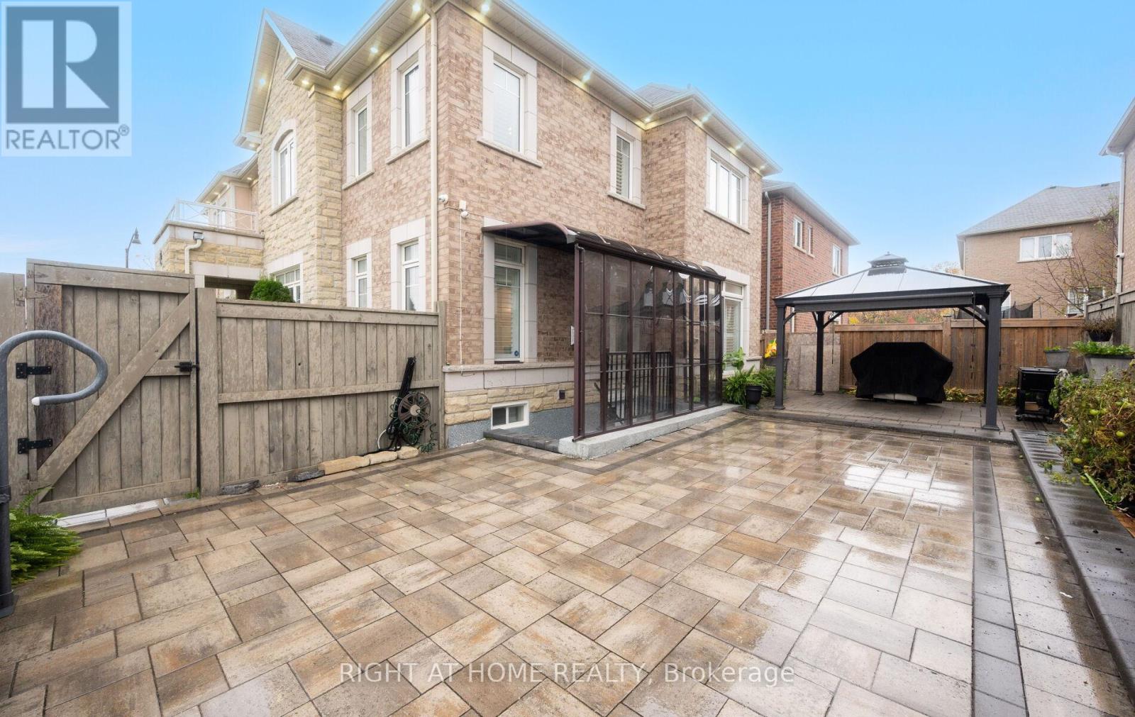 404 Queen Mary Drive, Brampton, Ontario  L7A 4K4 - Photo 46 - W12508524