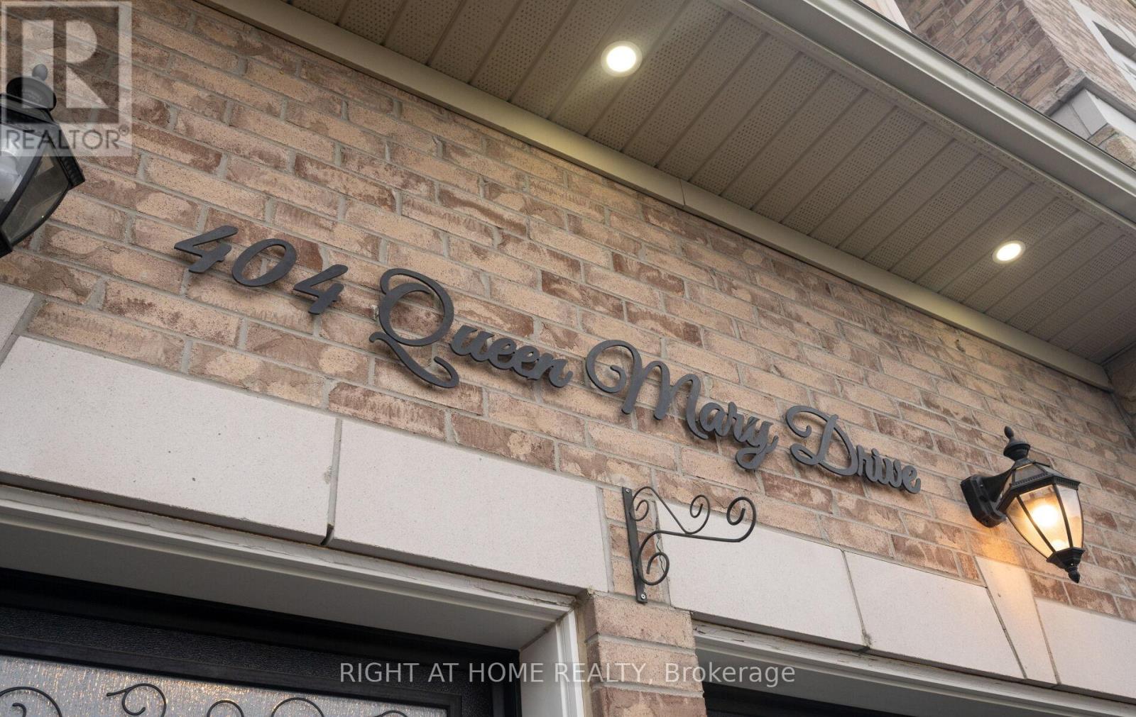 404 Queen Mary Drive, Brampton, Ontario  L7A 4K4 - Photo 48 - W12508524