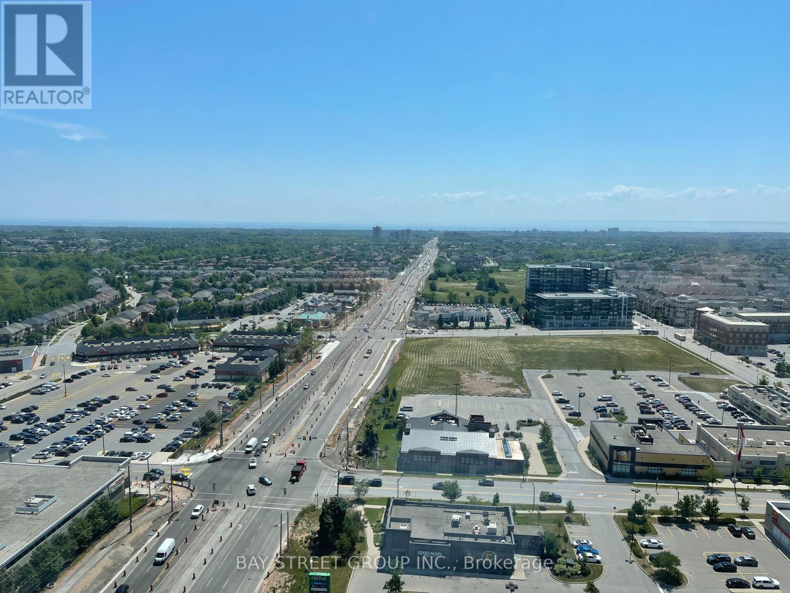 2310 - 297 Oak Walk Drive, Oakville, Ontario  L6H 6Z3 - Photo 10 - W12508534