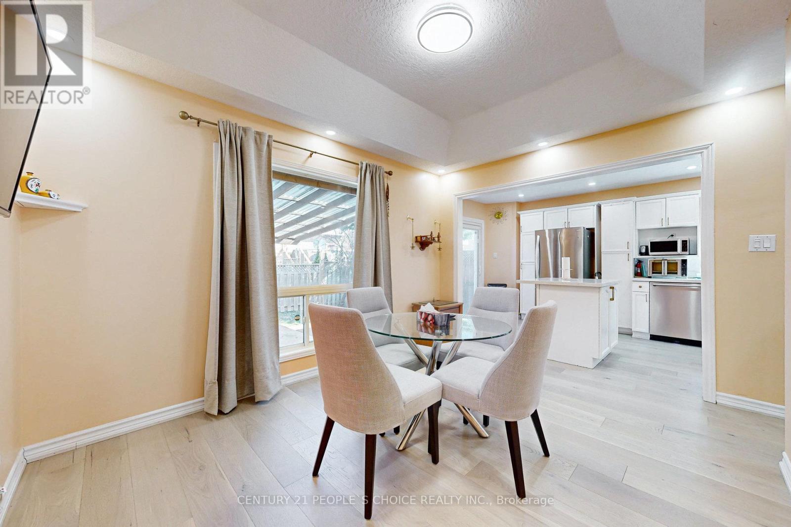 19 Mckitrick Drive, Orangeville, Ontario  L9W 5C2 - Photo 16 - W12508536