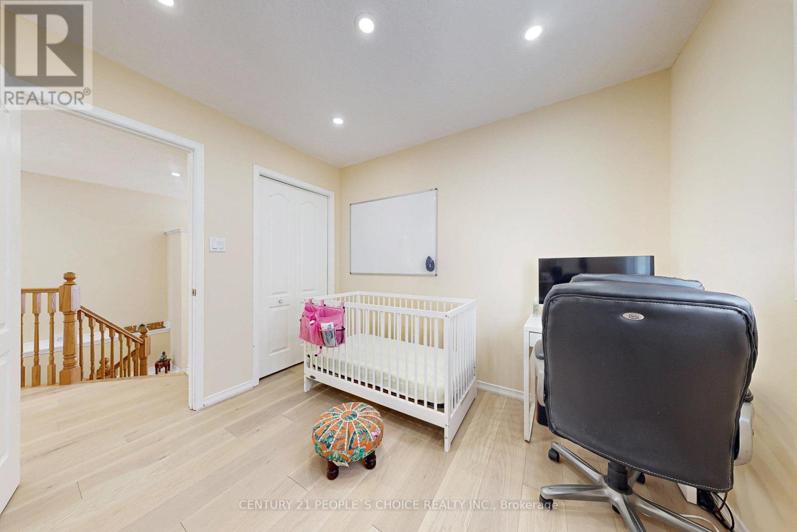 19 Mckitrick Drive, Orangeville, Ontario  L9W 5C2 - Photo 25 - W12508536