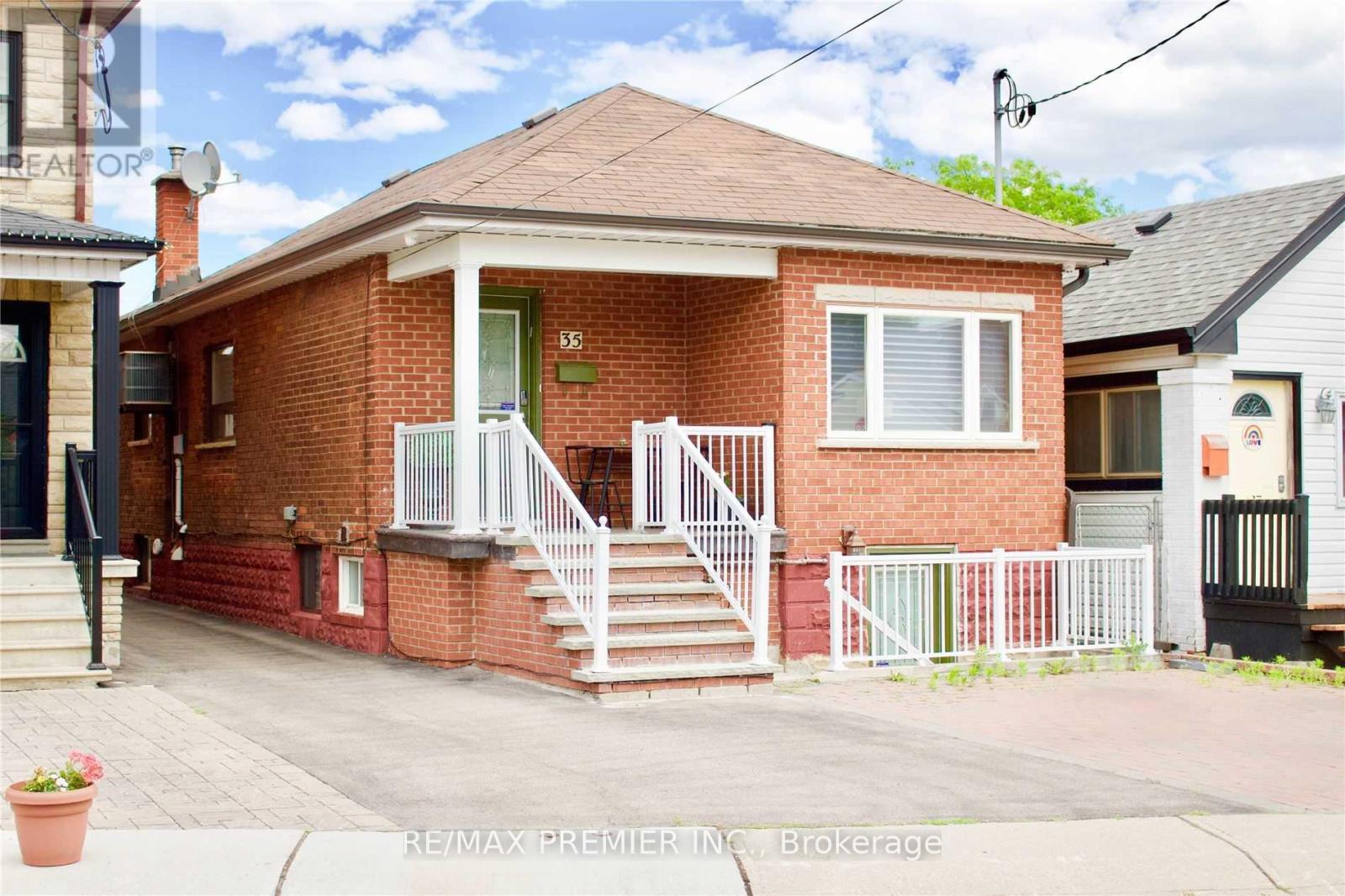 Lower - 35 Florence Crescent, Toronto, Ontario  M6N 4E6 - Photo 1 - W12508560