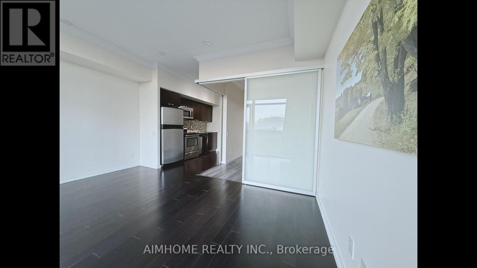 1106 - 105 The Queensway, Toronto, Ontario  M6S 5B5 - Photo 6 - W12508574