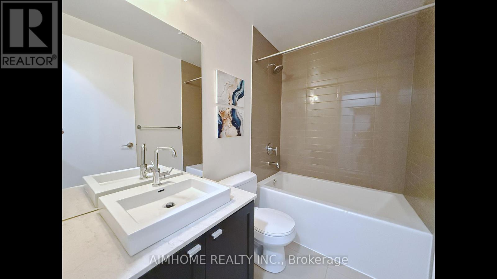 1106 - 105 The Queensway, Toronto, Ontario  M6S 5B5 - Photo 9 - W12508574