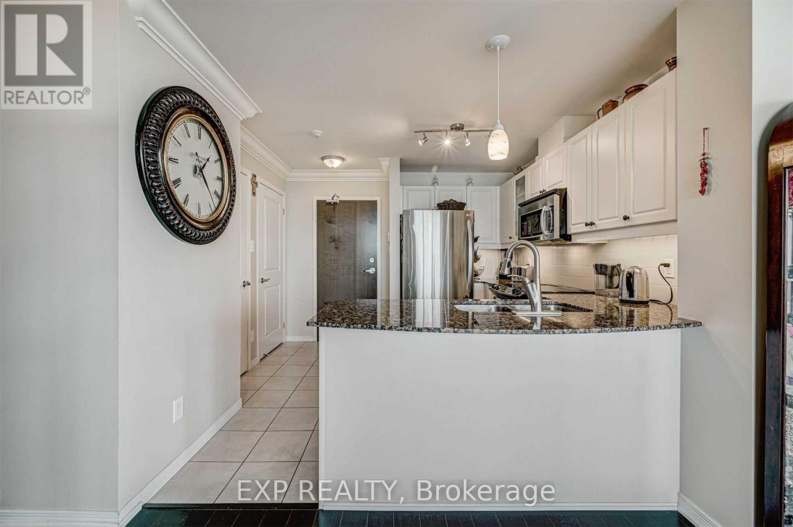 1111 - 9 George Street, Brampton, Ontario  L6X 0T6 - Photo 9 - W12508580