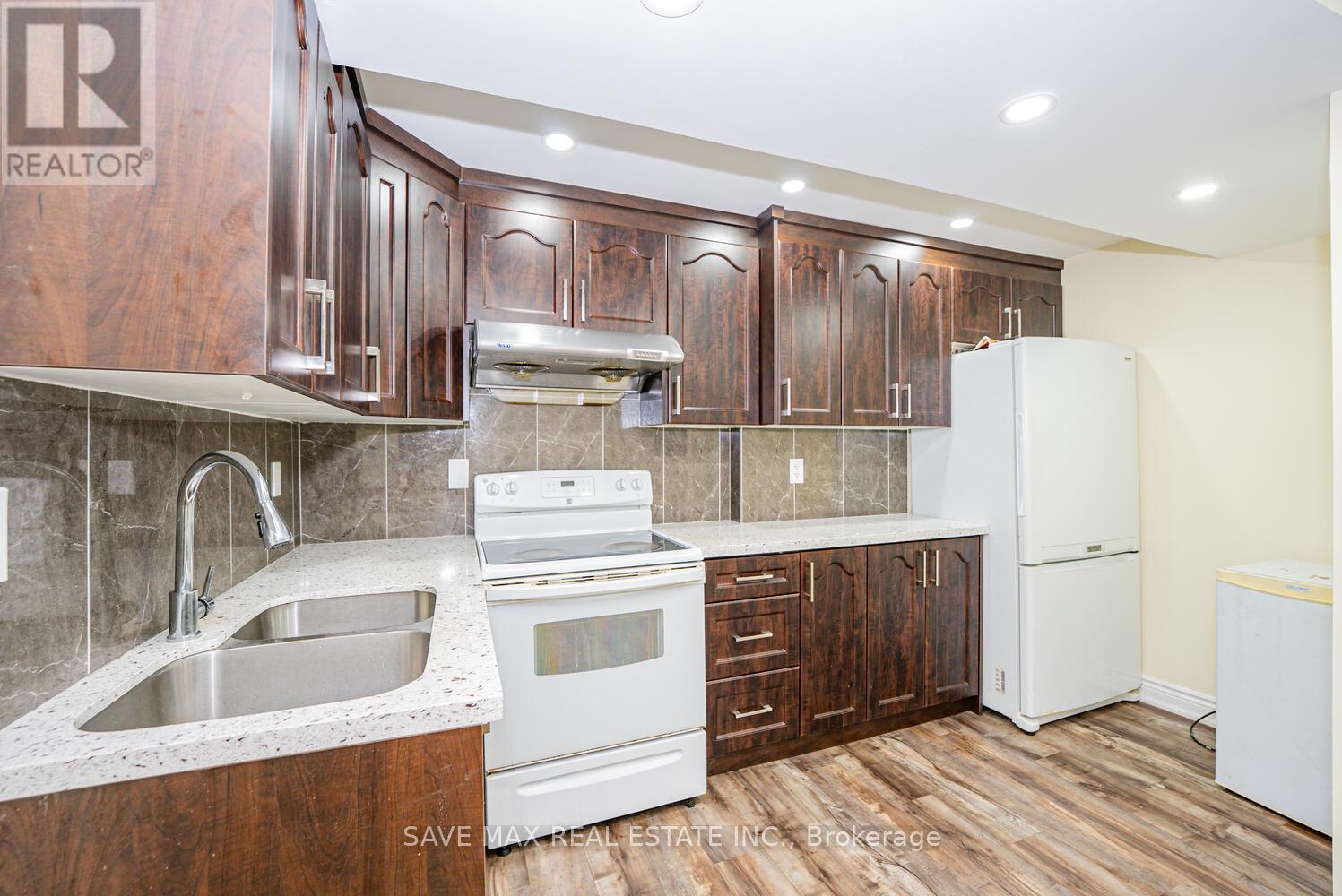 4 Donomore Drive, Brampton, Ontario  L7A 0S8 - Photo 28 - W12508586