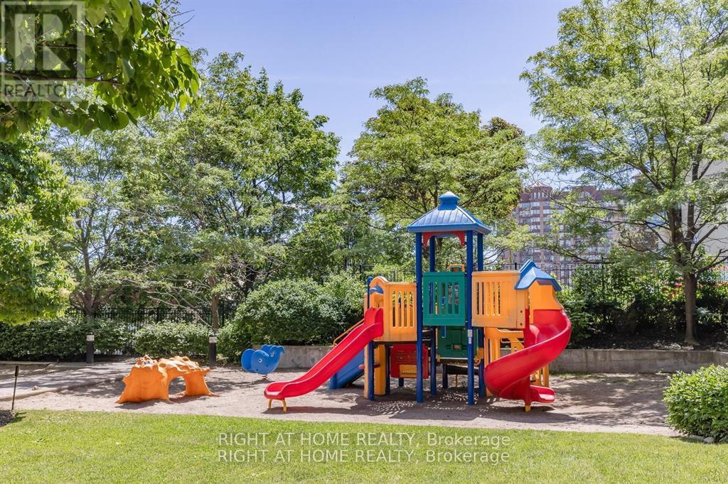 208 - 3504 Hurontario Street, Mississauga, Ontario  L5B 0B9 - Photo 13 - W12508626