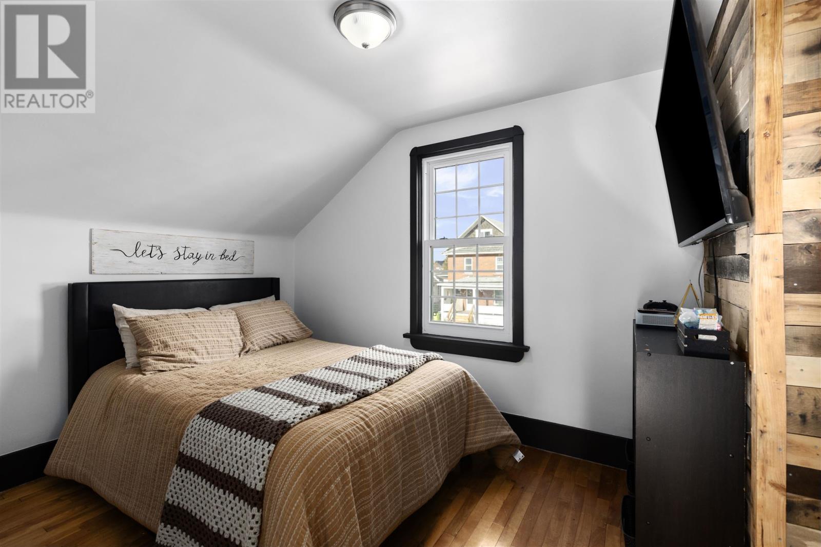 21 Wallace Ter, Sault Ste. Marie, Ontario P6B 1J7 - Photo 23 - SM253181