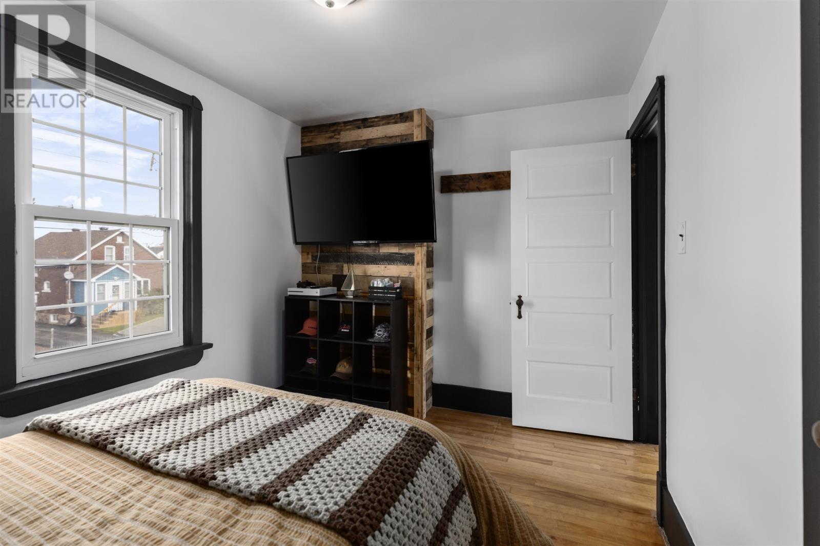 21 Wallace Ter, Sault Ste. Marie, Ontario P6B 1J7 - Photo 25 - SM253181