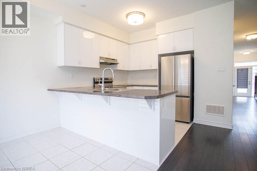 7 Poole Street, Brantford, Ontario  N3V 0B2 - Photo 7 - 40785320