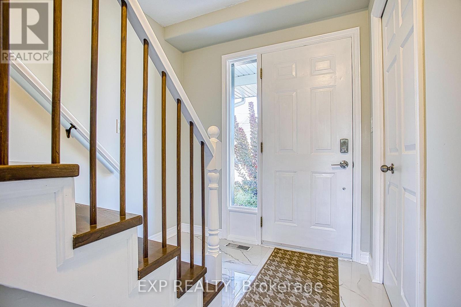 112 Arthur Street, St. Catharines, Ontario  L2M 1H7 - Photo 5 - X12508544