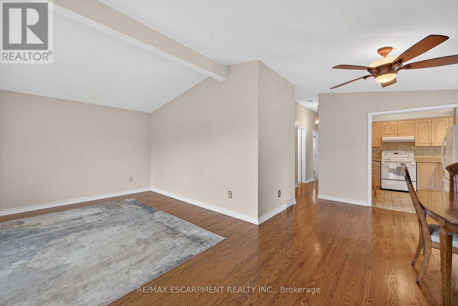 177 San Pedro Drive, Hamilton, Ontario  L9C 2C9 - Photo 13 - X12508554