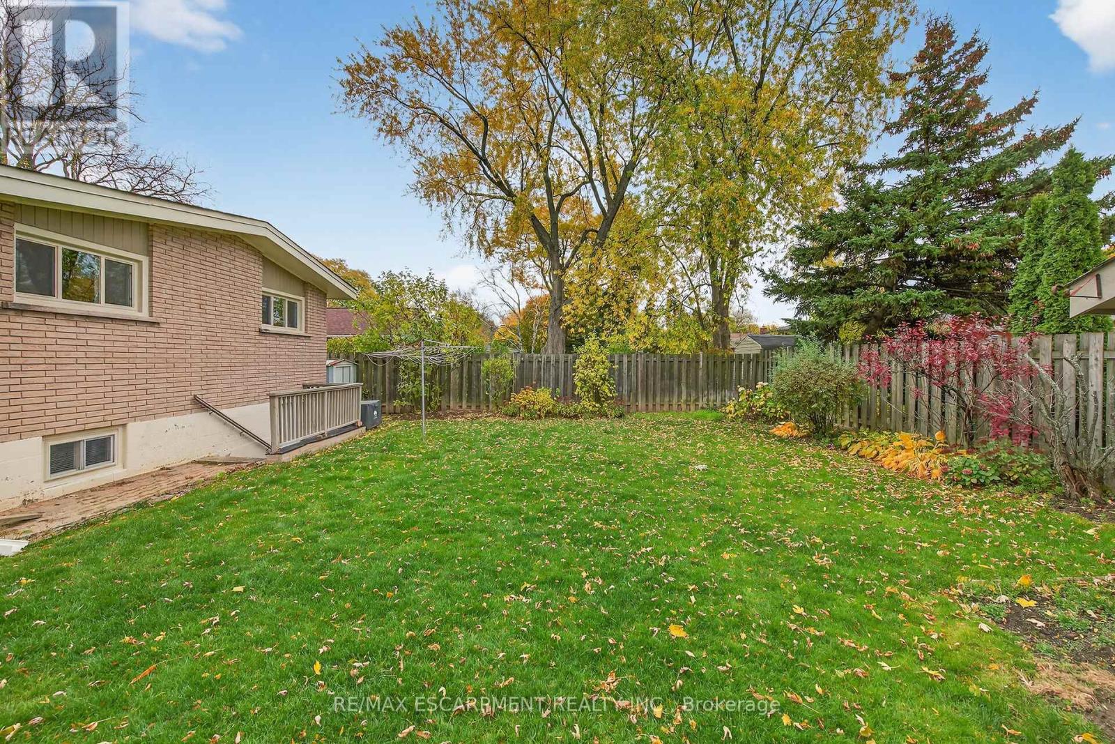 177 San Pedro Drive, Hamilton, Ontario  L9C 2C9 - Photo 36 - X12508554