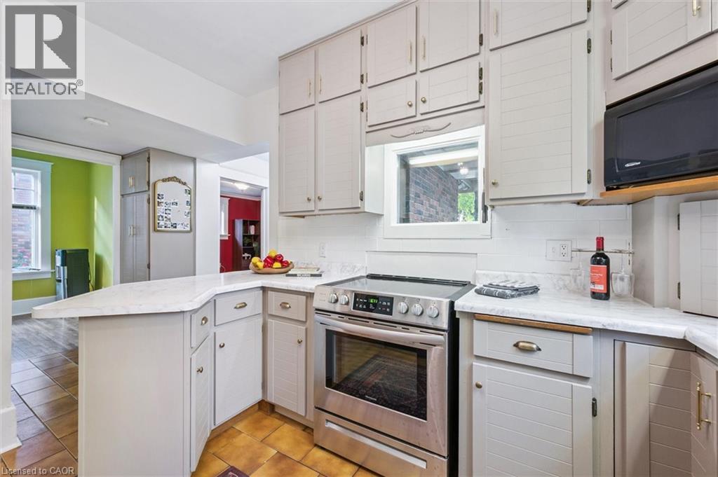 76 Ahrens Street W, Kitchener, Ontario  N2H 4C1 - Photo 16 - 40769689