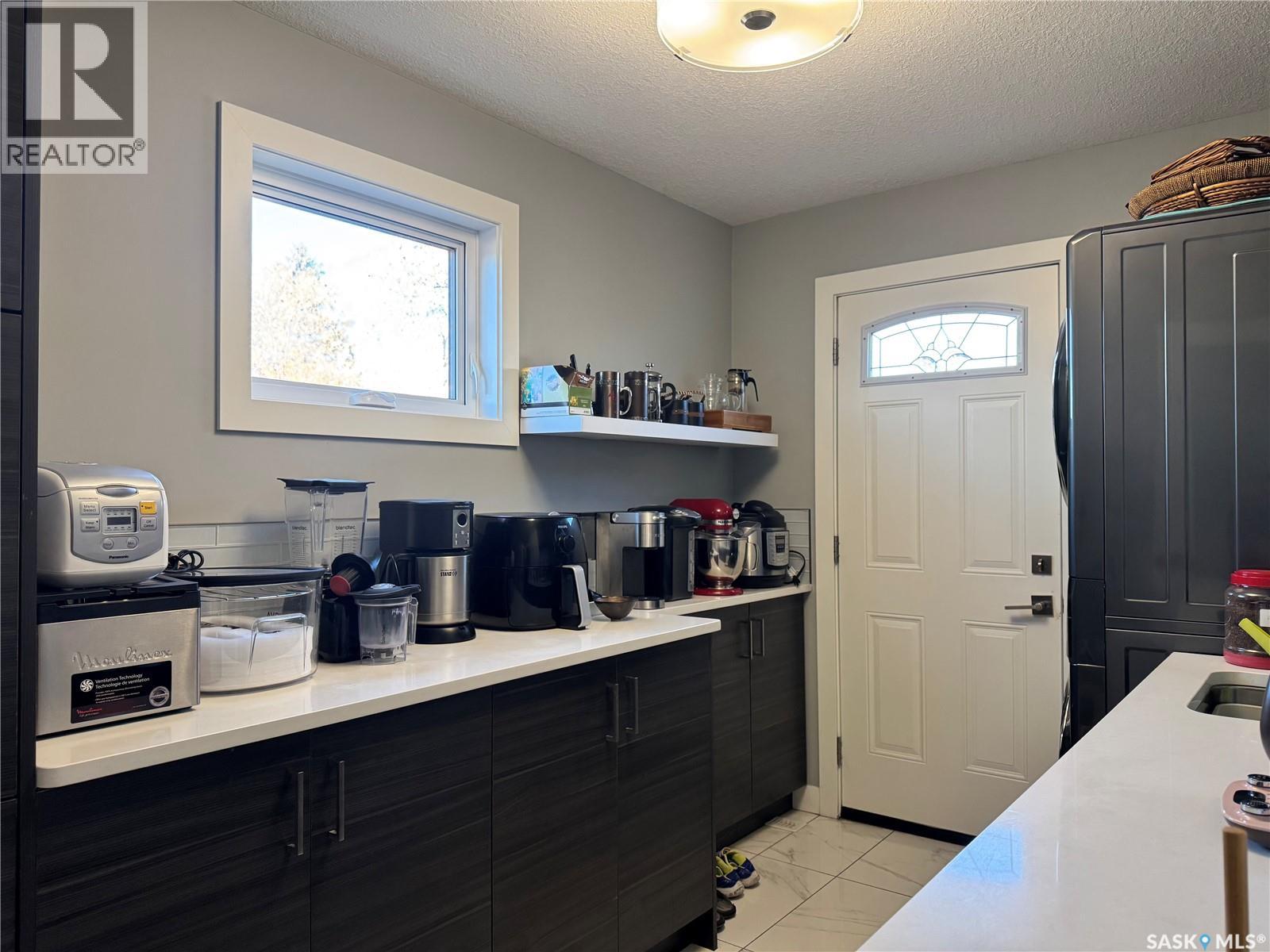 1703 Hunter Place E, Regina, Saskatchewan  S4V 0P3 - Photo 10 - SK022355