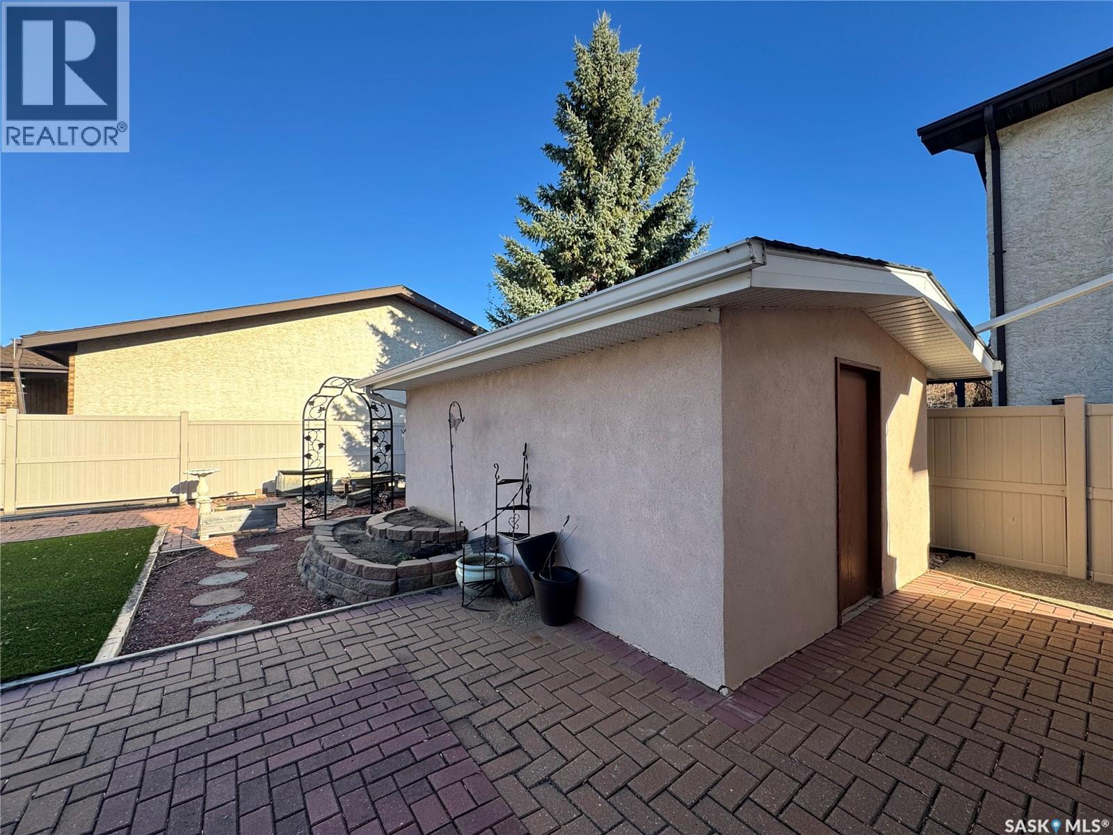 1703 Hunter Place E, Regina, Saskatchewan  S4V 0P3 - Photo 41 - SK022355