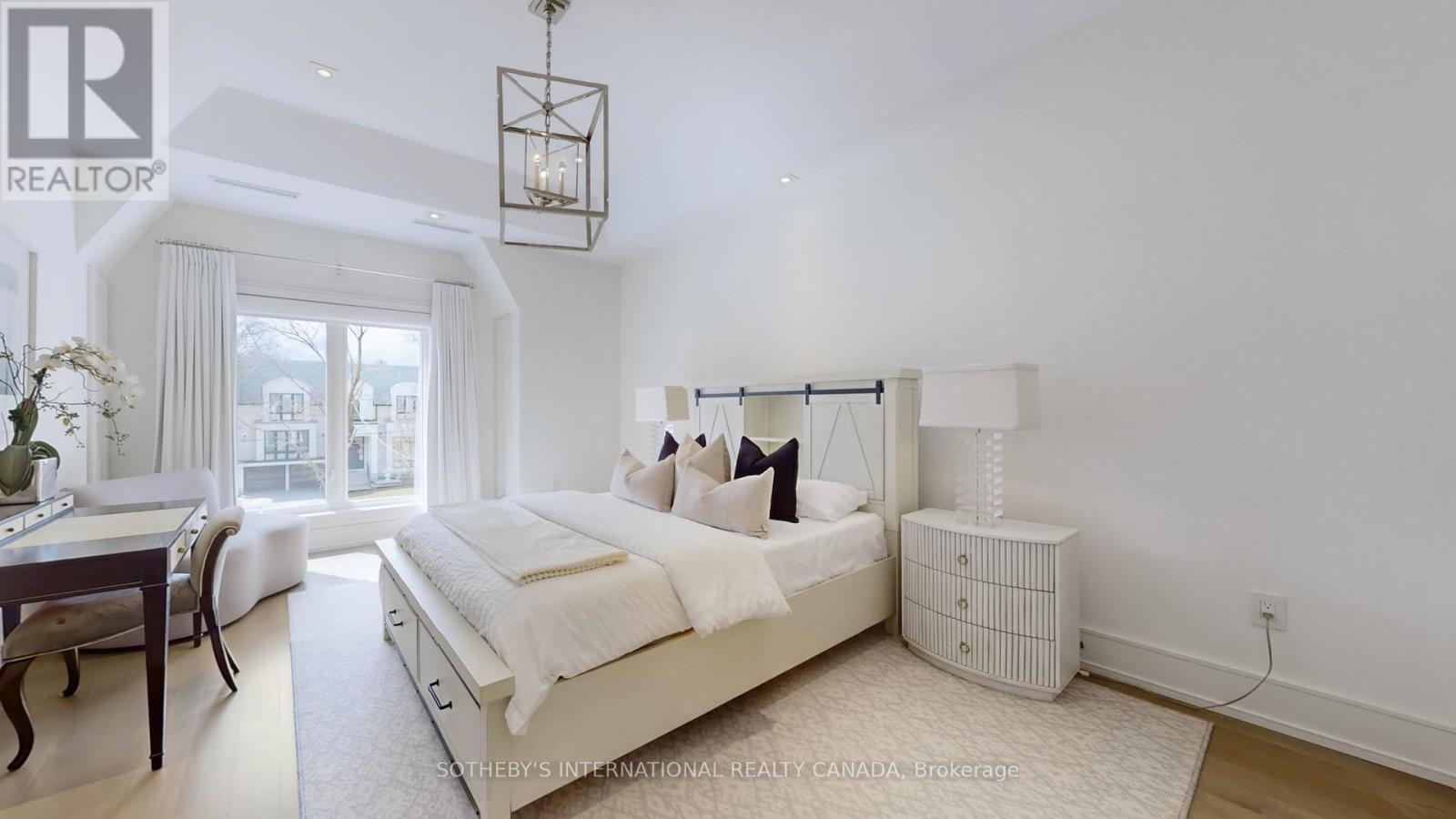 77 Bannatyne Drive, Toronto, Ontario  M2L 2P2 - Photo 39 - C12508654